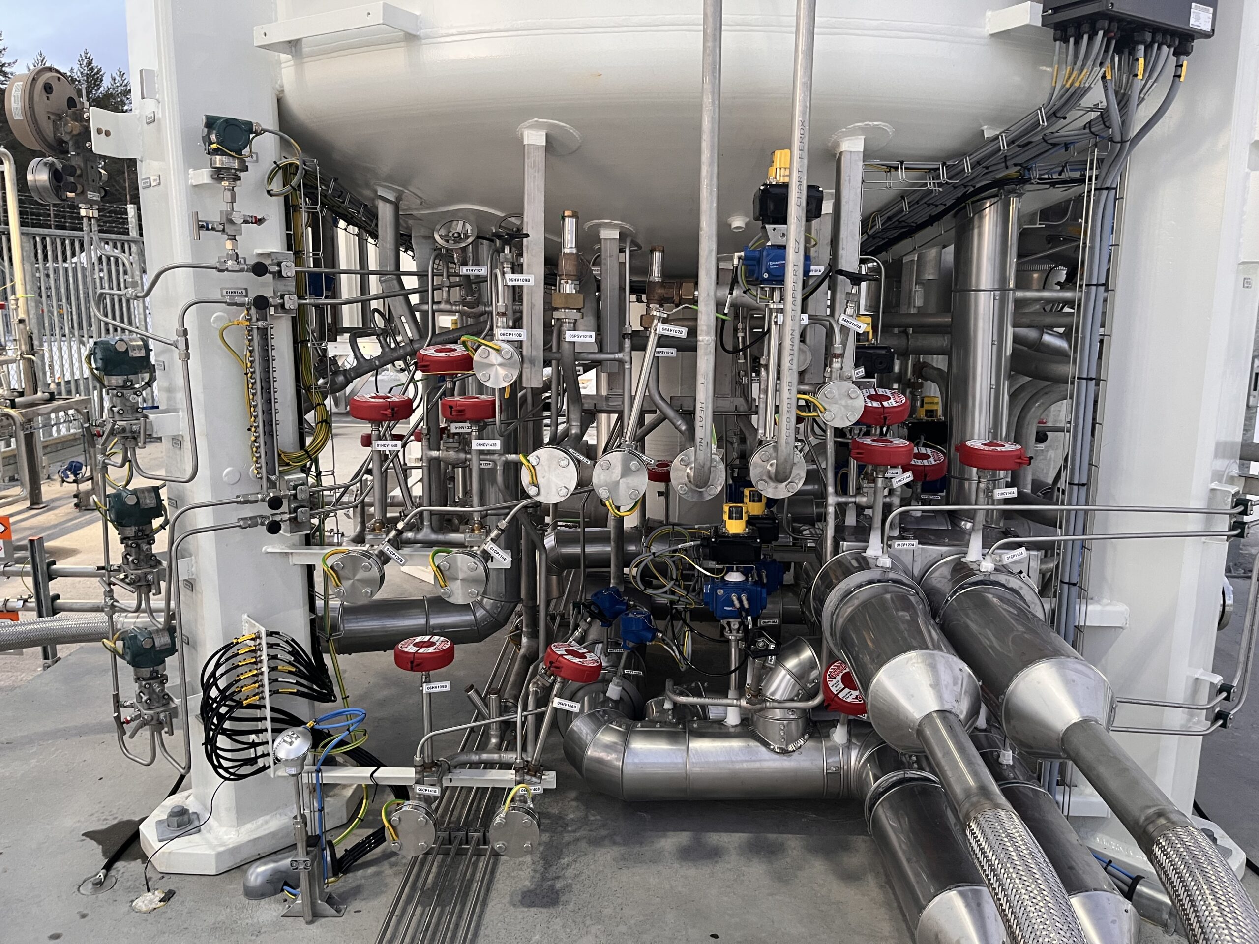 ny-tankstation-f-r-flytande-och-komprimerad-fordonsgas-i-lule