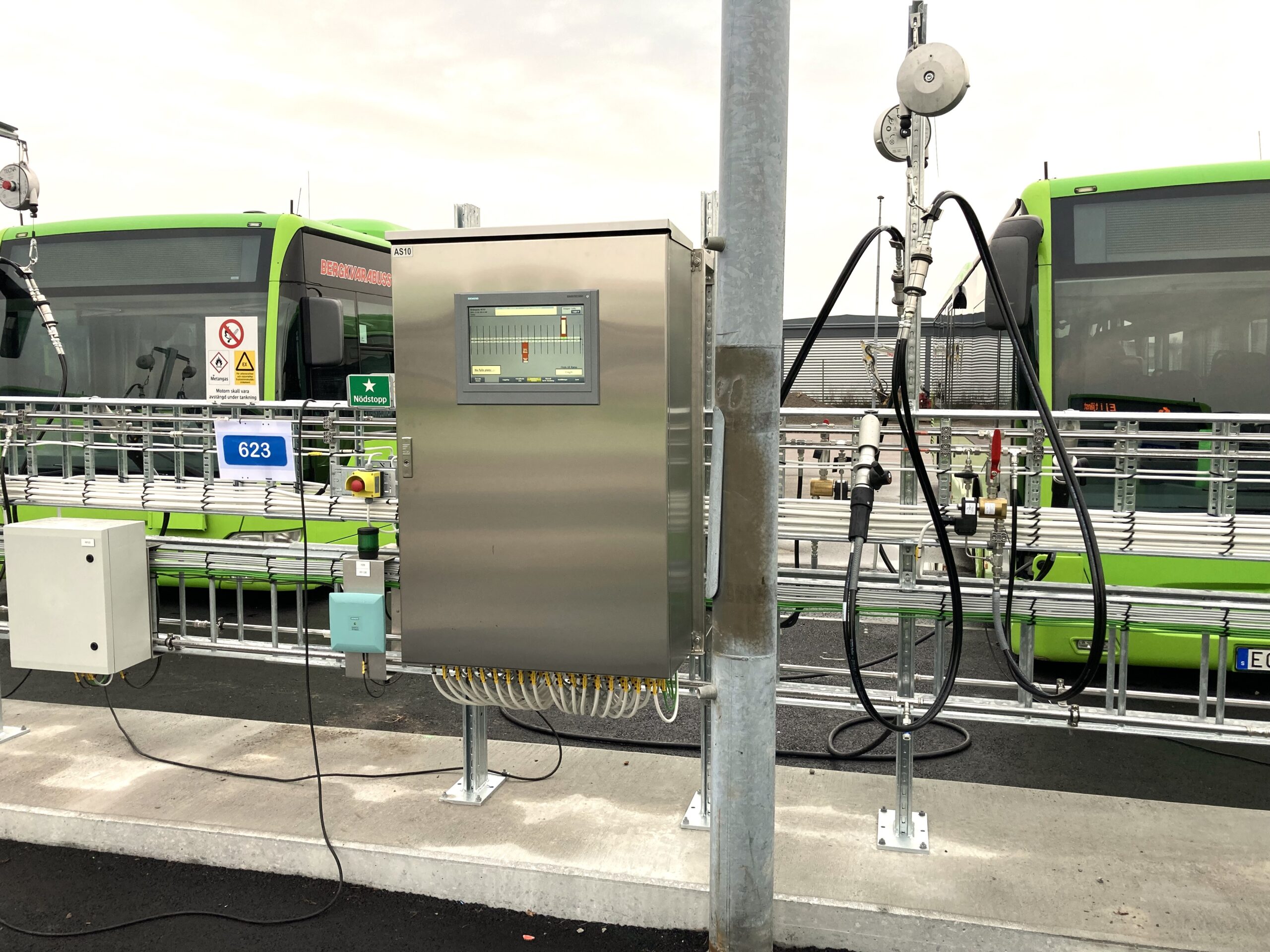 Biogasbuss tankstation CNG fordonsgas Biomethane bus