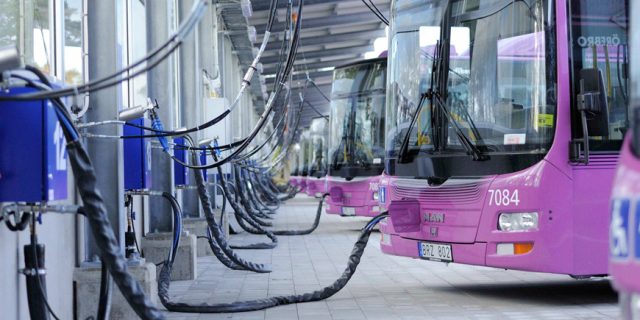 Biogasbuss biomethanebus bus depot busstankning fordonsgas CNG filling station